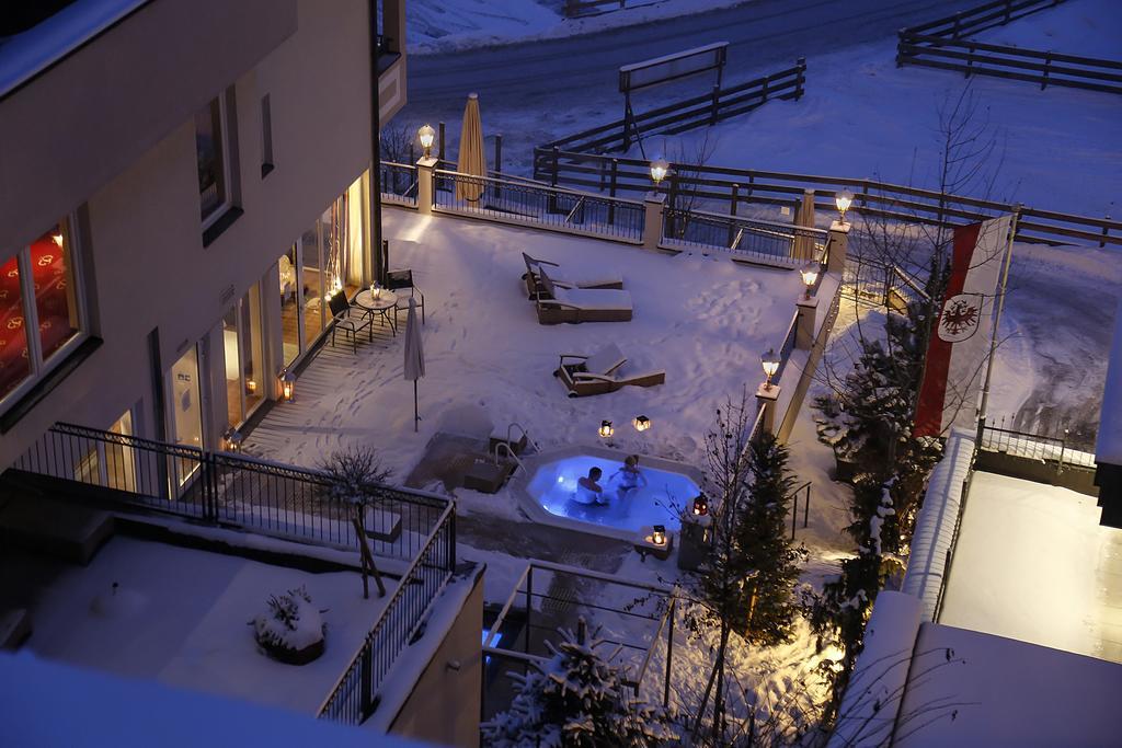 Alpen-Herz Romantik & Spa - Adults Only Ladis Exterior photo