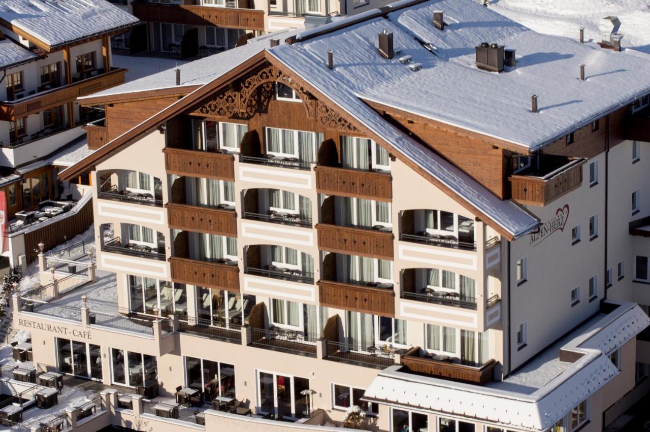 Alpen-Herz Romantik & Spa - Adults Only Ladis Exterior photo