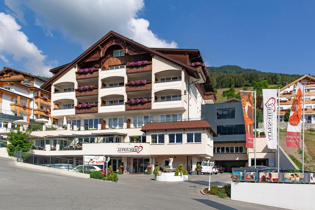 Alpen-Herz Romantik & Spa - Adults Only Hotel Ladis Exterior photo